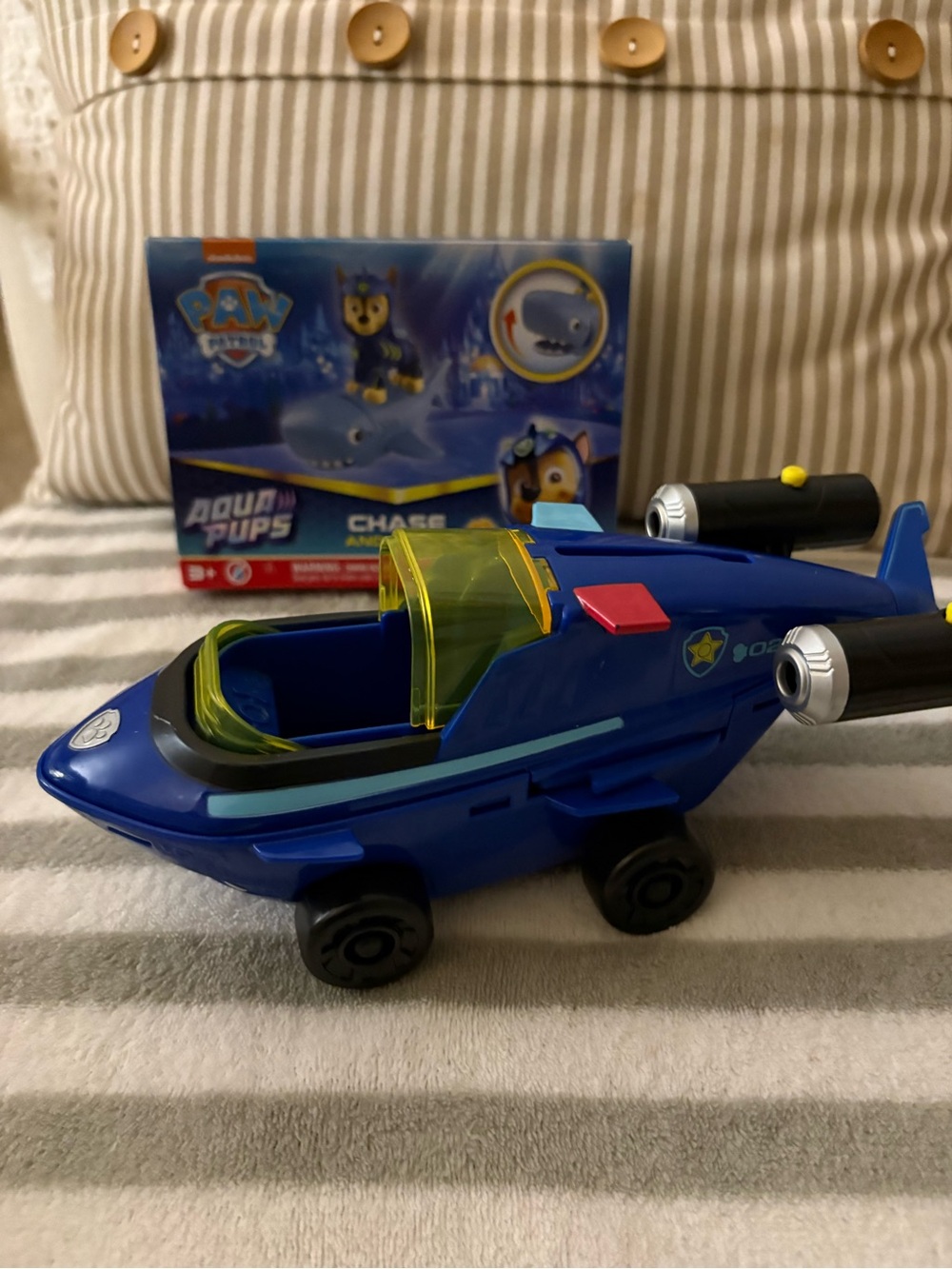 PAW Patrol Aqua Pups Chase shark and Submarine vehicle Toy Bundle